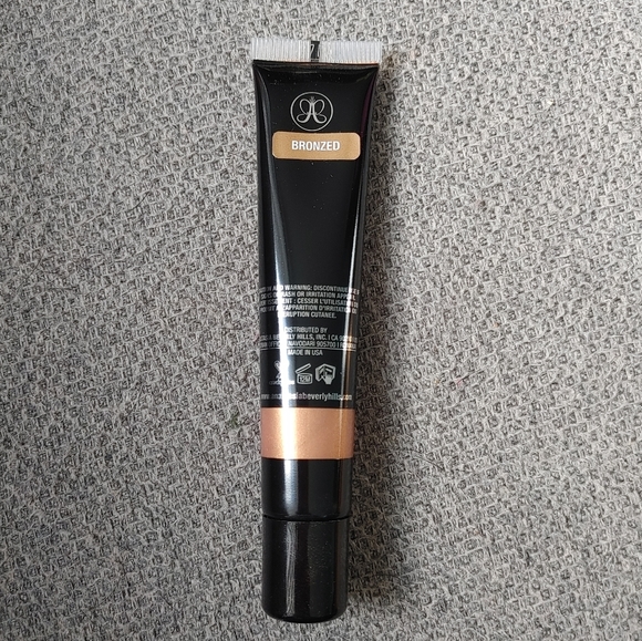 Anastasia Beverly Hills | liquid glow - Picture 5 of 6